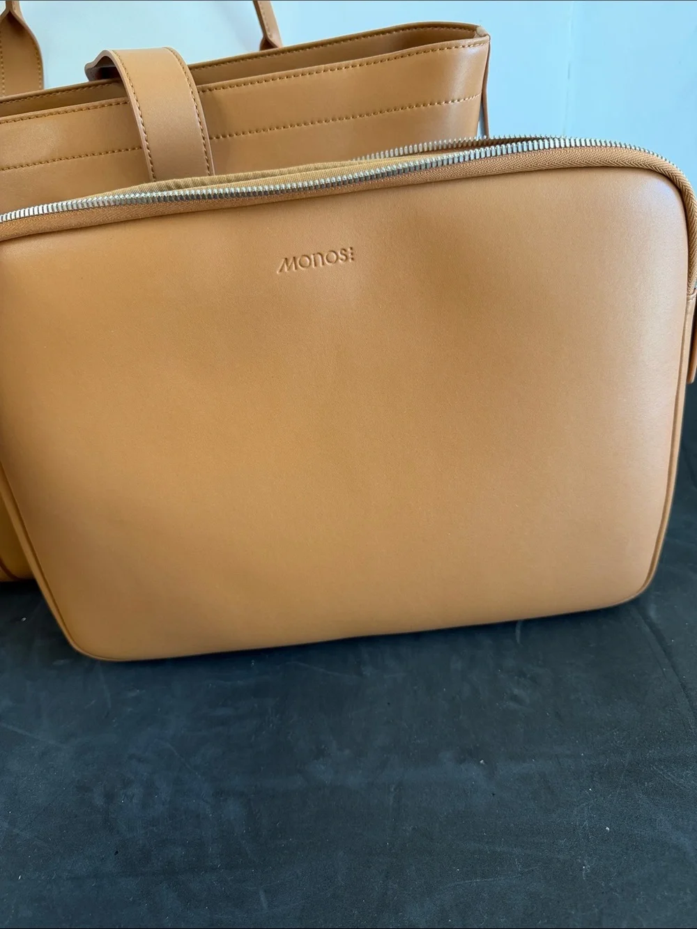 Monos tan leather